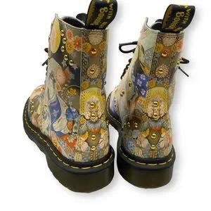 Dr martens asian art discount